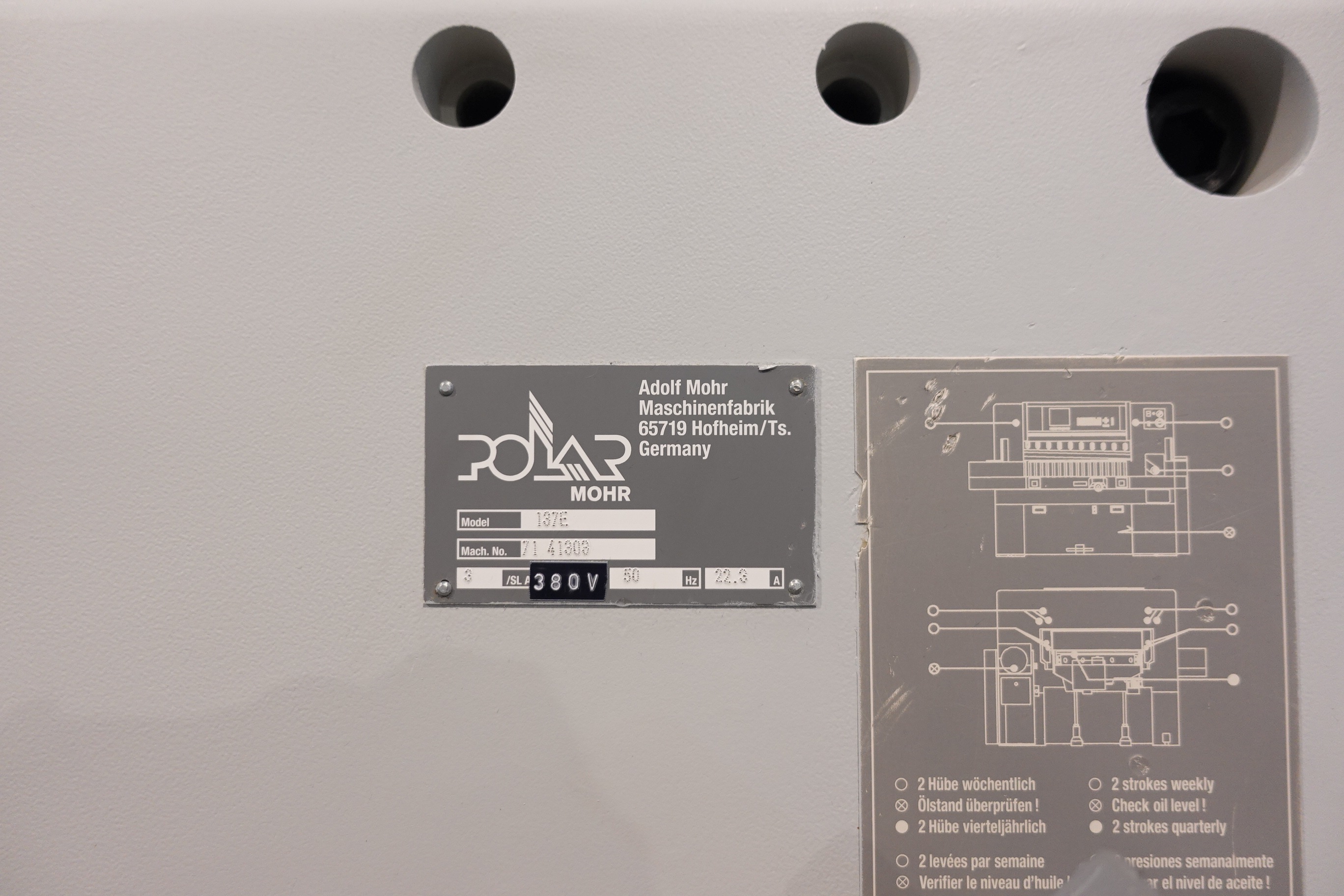 Polar 137E Year 2001 (583)