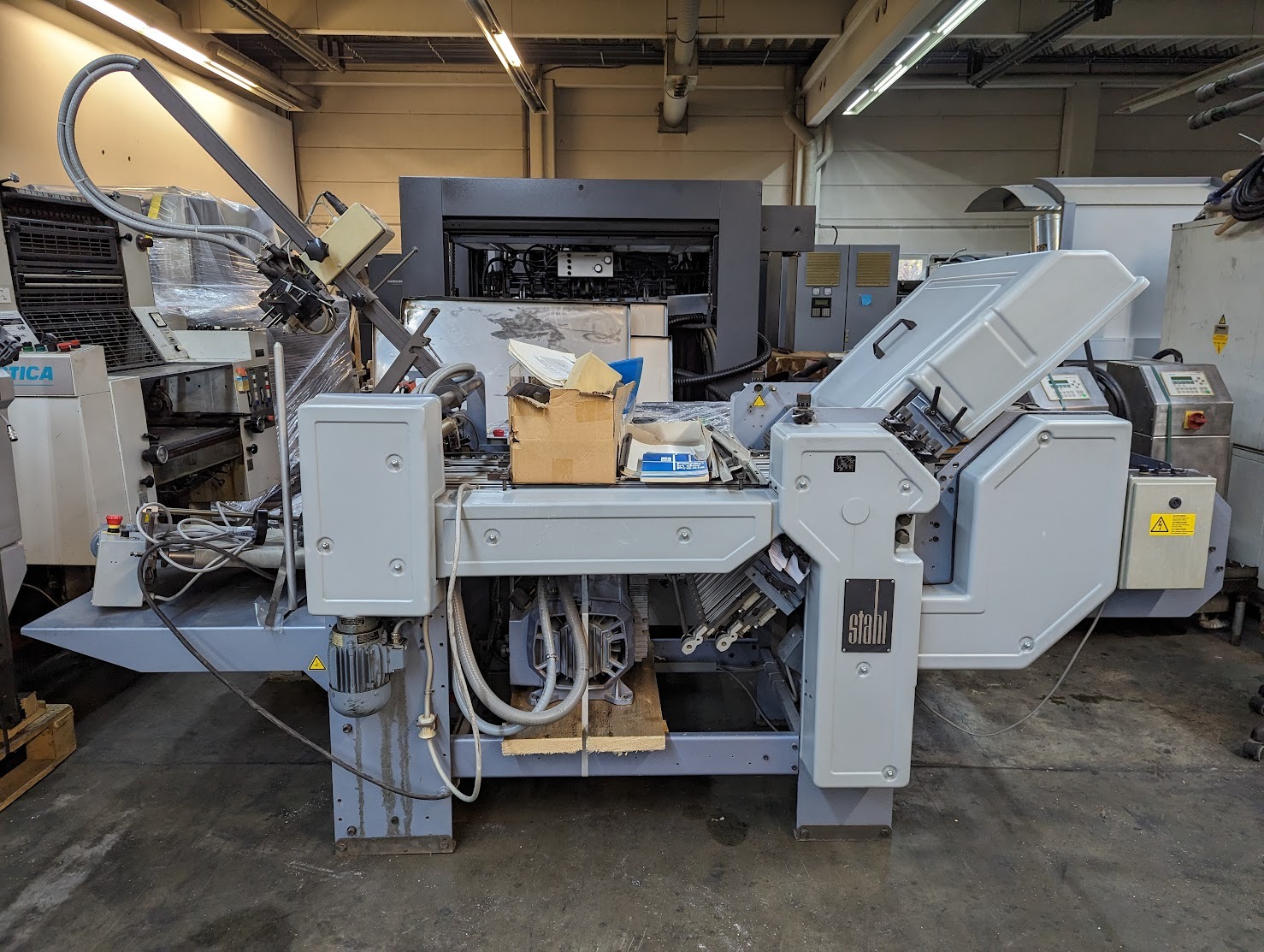Stahl Ti52.3/4 Year 1997 (630)